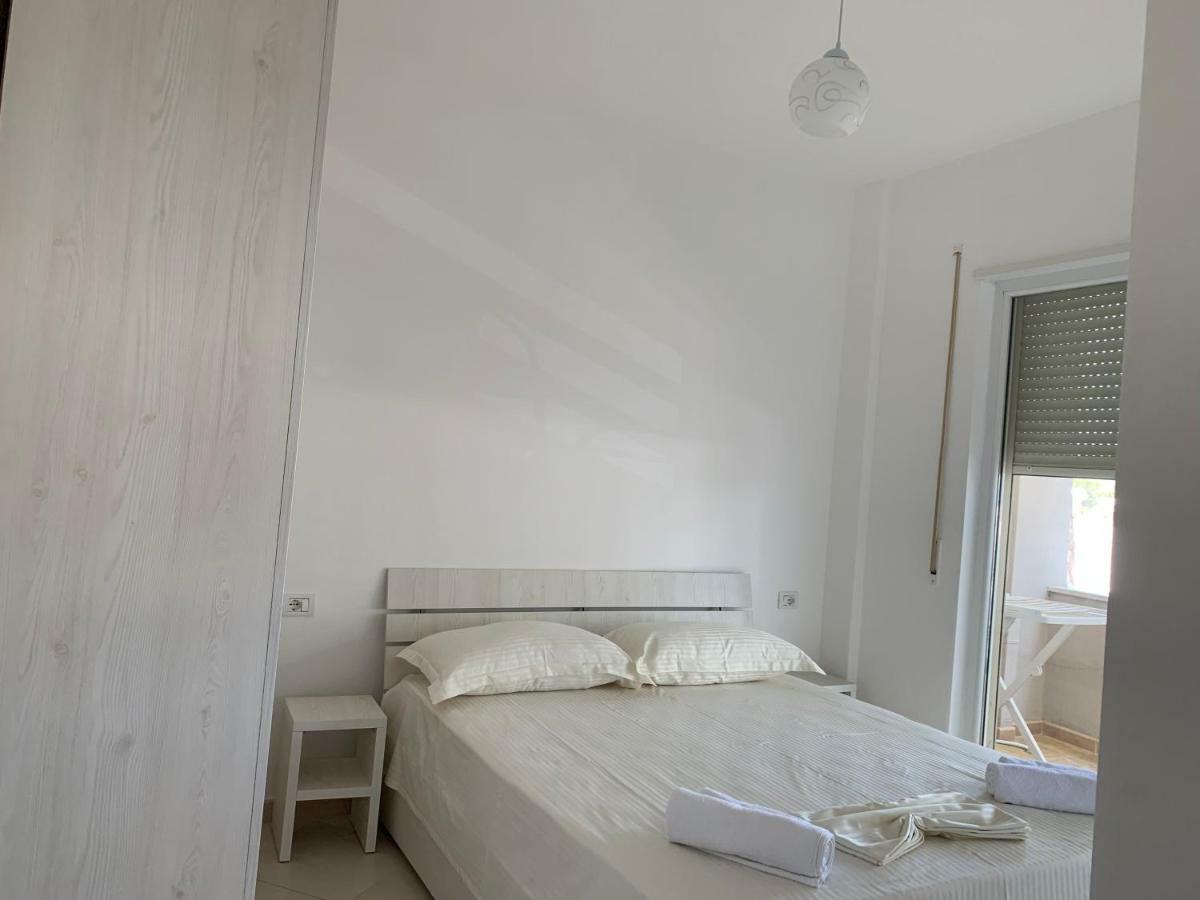 Eme Apartments - Kompleksi Lura 2 Gjiri I Lalzit Durrës Exterior foto